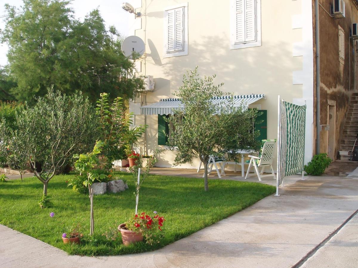 Apartments By The Sea Blace, Neretva Delta - Usce Neretve - 16068 Eksteriør billede